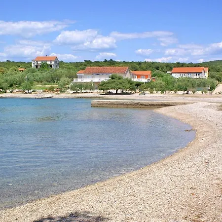 And By The Sea Loviste, Peljesac - 21096 Гостевой дом